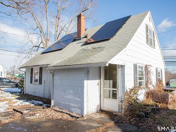 3rd image of 678 Farmington Avenue