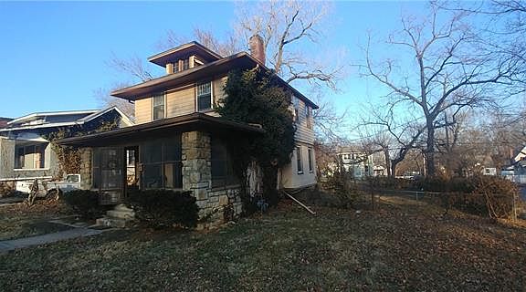 2nd image of 5747 Highland Ave