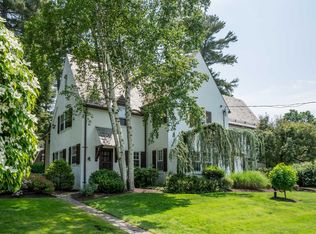 10 Norwood Rd, West Hartford, CT 06117