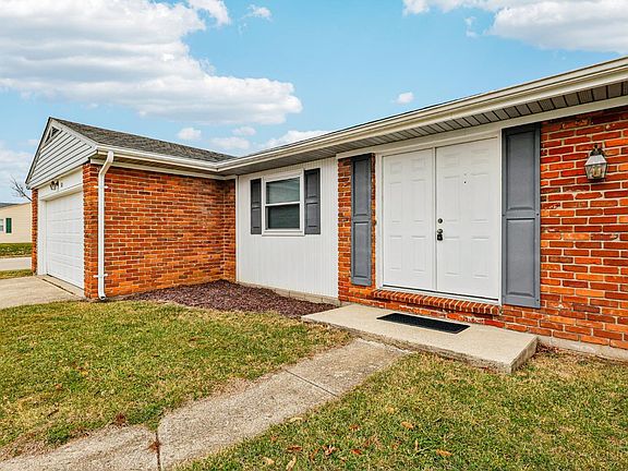 2nd image of 520 Meadow Ln