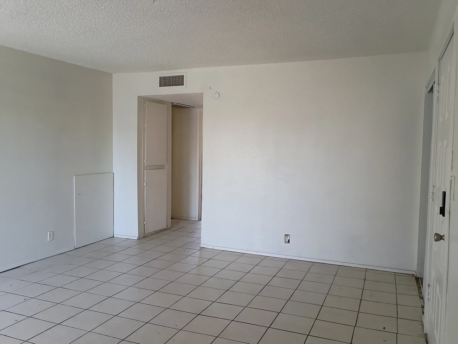 530 Kolson Cir — Photo 2
