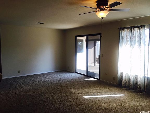 3rd image of 19027 N Lambert Way