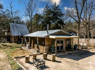 1072 Shipyard Rd, Shenandoah, VA 22849