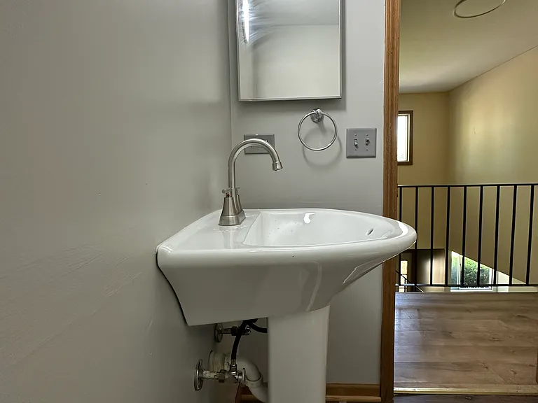2303 Woodview Ln — Photo 13