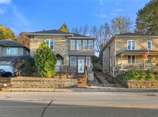 100 Queen St W, Cambridge, ON N3C1G3
