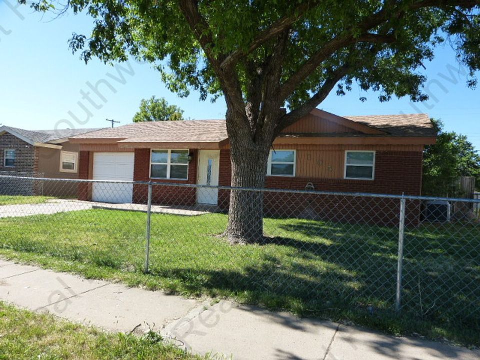 1st image of 305 Circle Dr