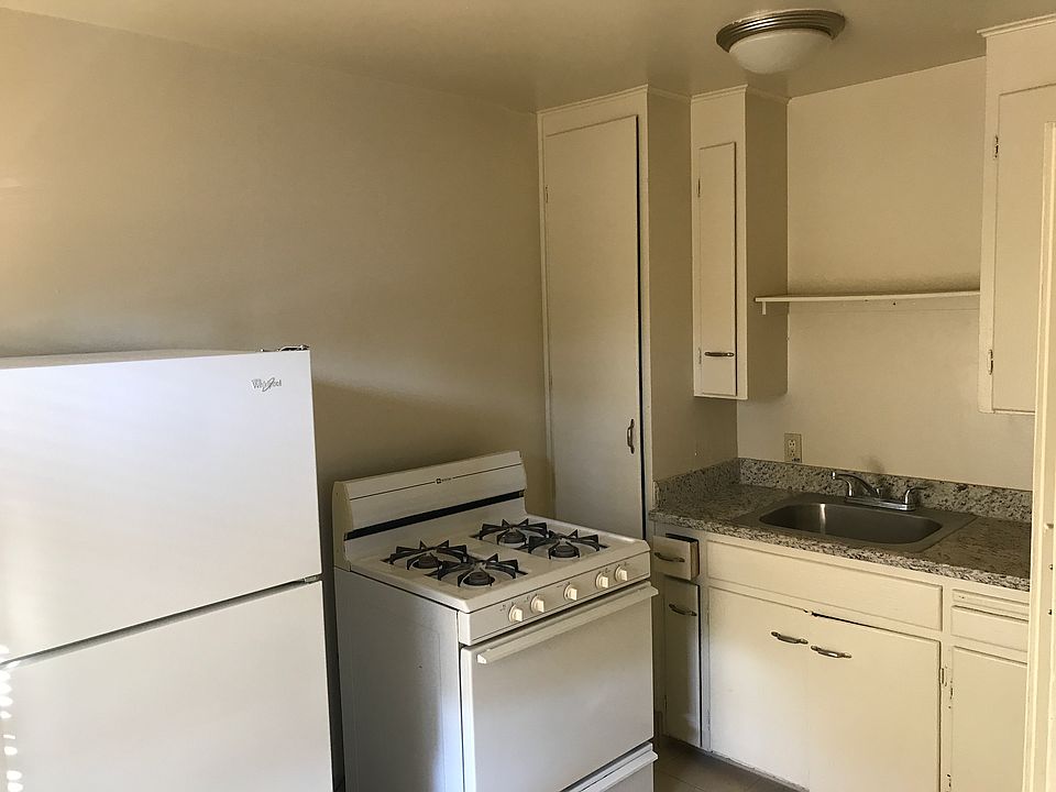 1st image of 959 Harmon Ave APT 9