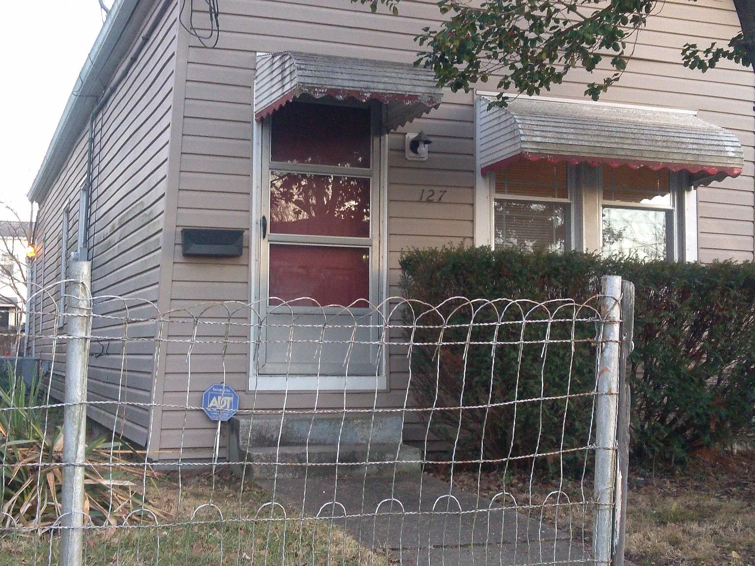 1 bed, 824 sqft, $1,100 — Photo 1