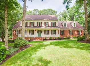 2440 Swanhurst Dr, Midlothian, VA 23113