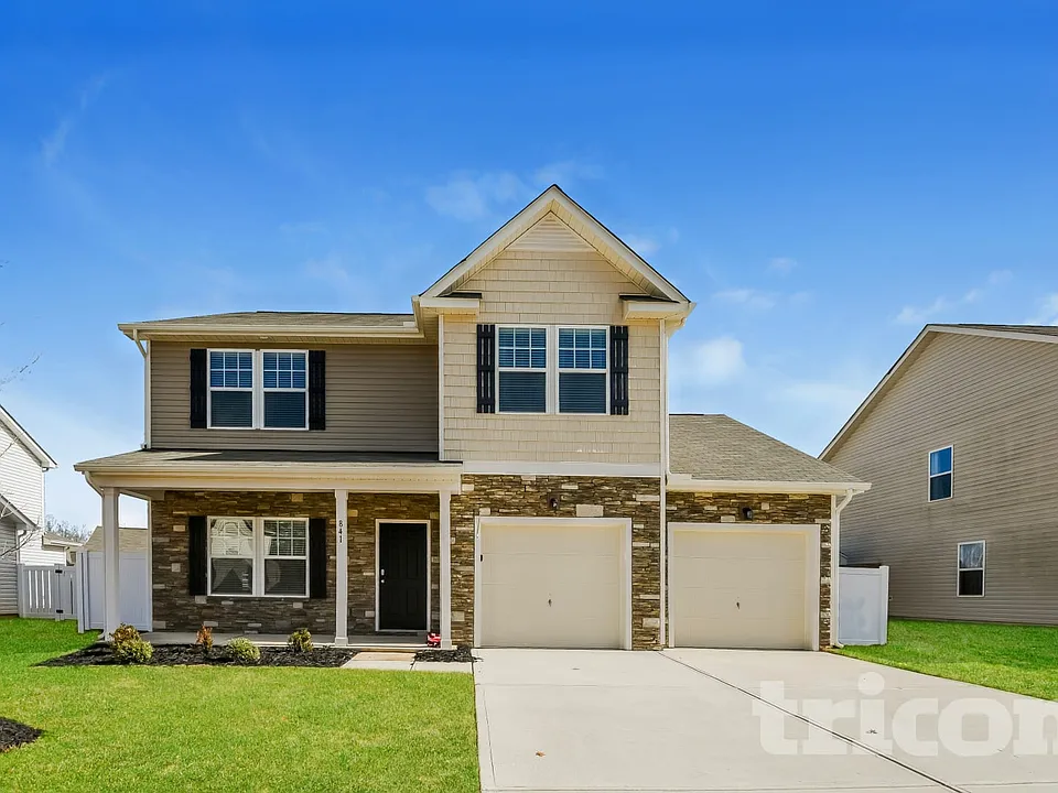 841 Georgia Oak Ln
