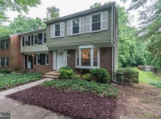5666 Kirkham Ct, Springfield, VA 22151