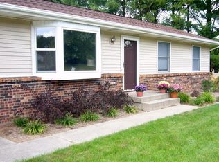 5959 Eda Jean Rdg NE, Comstock Park, MI 49321