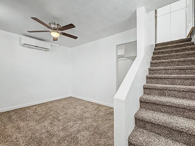 3519 W Orchid Ln — Photo 24