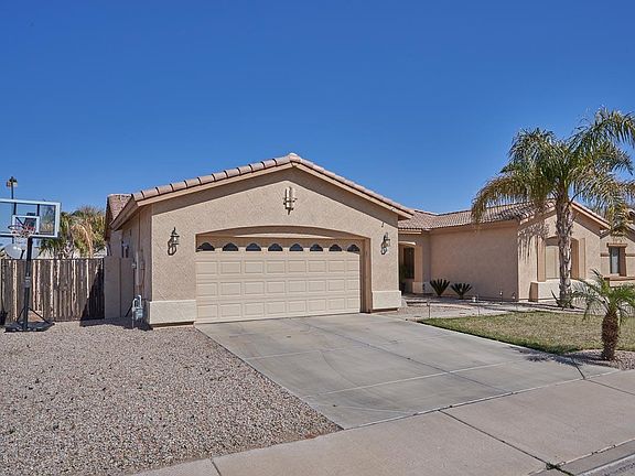 3rd image of 20870 E Saddle Way
