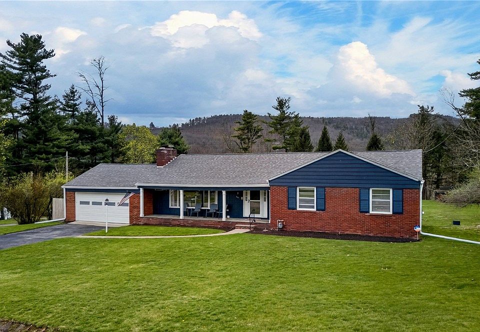 1st image of 501 Pinewood Cir