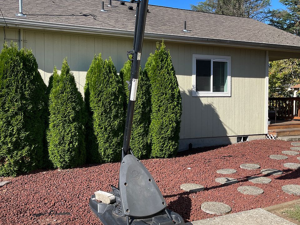 1st image of 433 NE 117th Ave