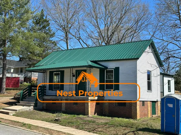 622 Lyles St, Newberry, SC 29108