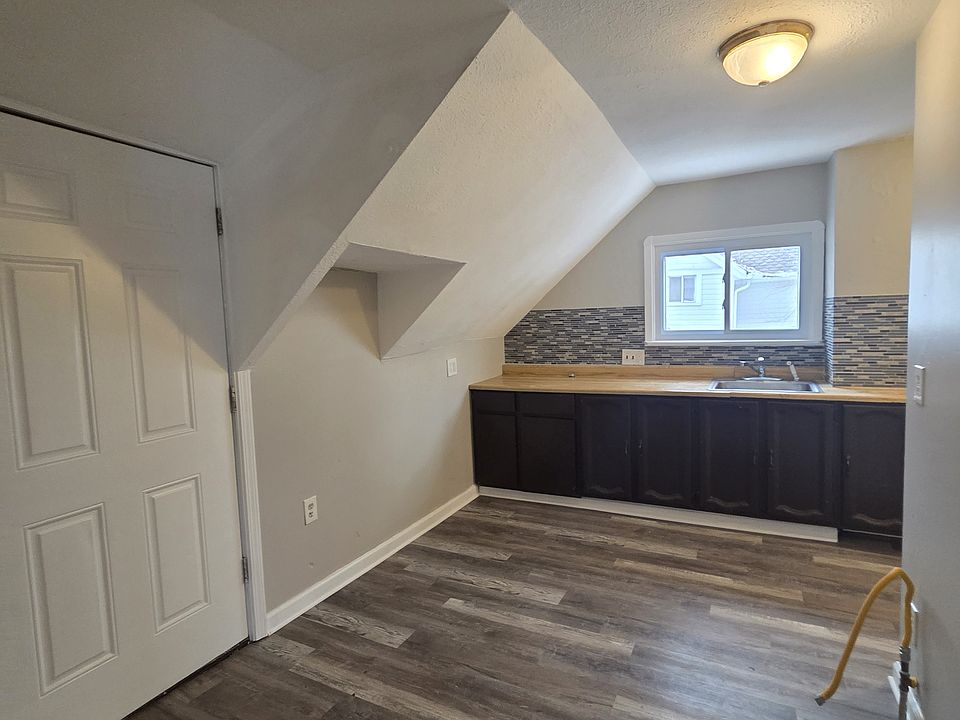 KITCHEN STOVE AND REFRIGERATOR ARE ON THE WAY