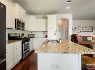 7731 W Pelican Lakes Ave, Baton Rouge, LA 70820