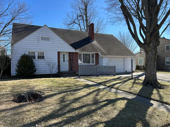 526 Willow St, Celina, OH 45822