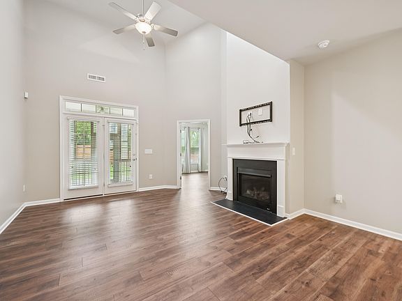 5th image of 512 Brunello Dr