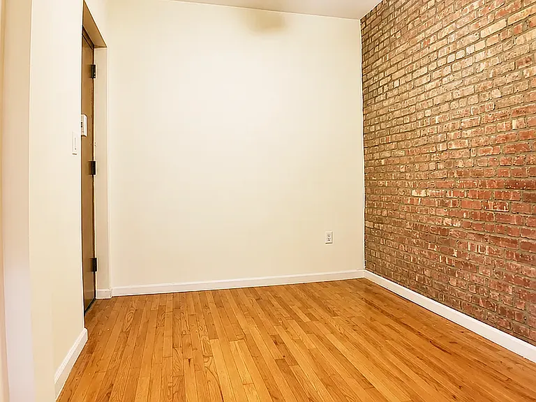 677 Lincoln Pl #2A — Photo 3