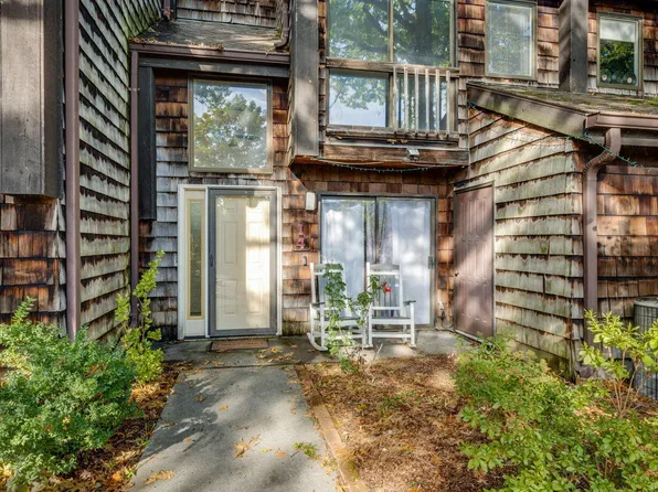 115 Beechnut St APT I4, Johnson City, TN 37601