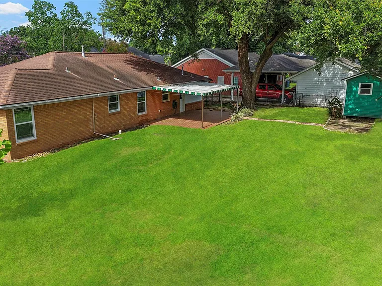 617 Graceland St — Photo 18
