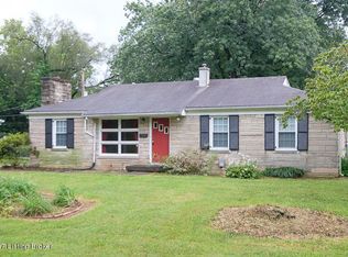 1310 Gallant Fox Run Rd, Lyndon, KY 40242