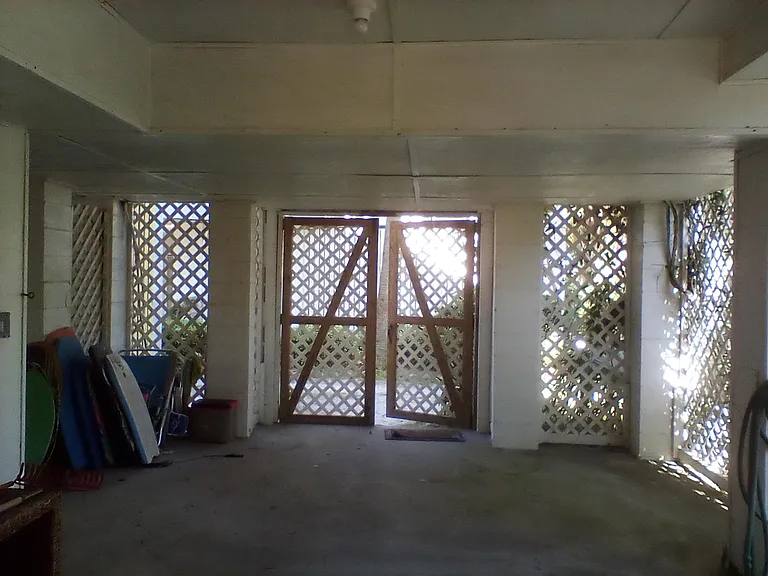2 19th St #2 — Photo 9
