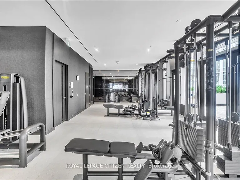 11 Yorkville Ave #6007 — Photo 28