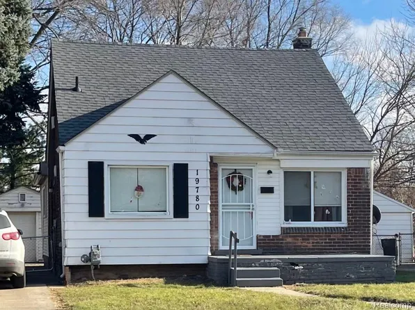 19780 Barlow St, Detroit, MI 48205