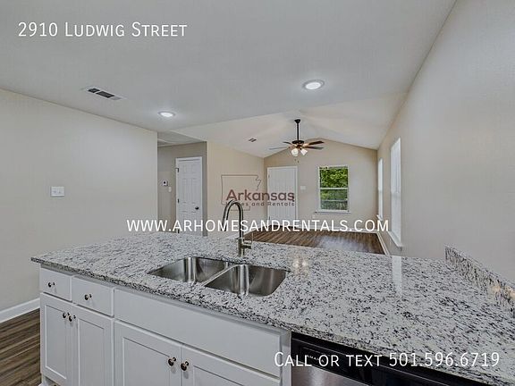 4th image of 2910 Ludwig St