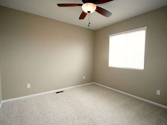 3rd image of 7543 Manistique Dr