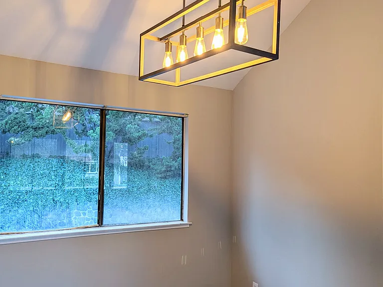6525 Idlewild Ct — Photo 2