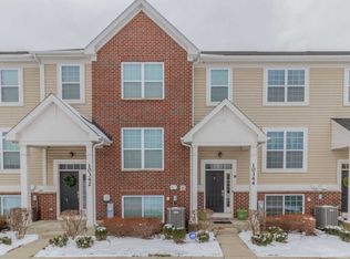 10344 Kerry Ridge Ct, Chicago Ridge, IL 60415