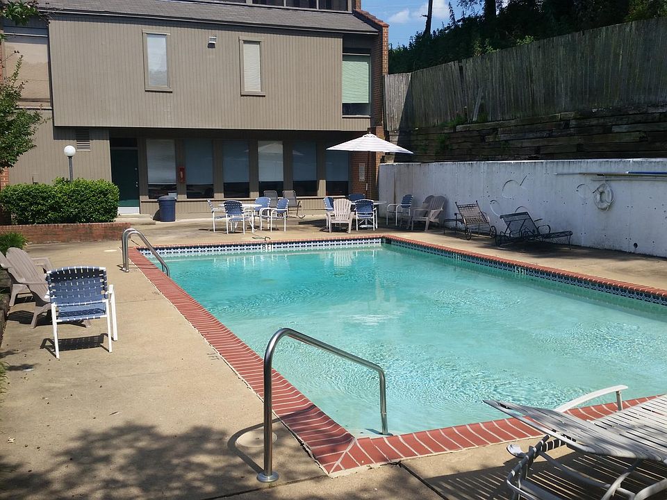 1st image of 5749 Barfield Cir