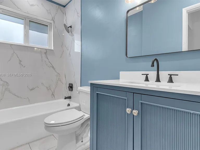 401 SW 25th Ave — Photo 15
