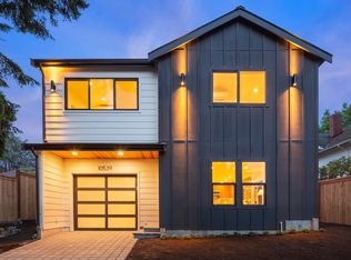 10539 Ashworth Ave N, Seattle, WA