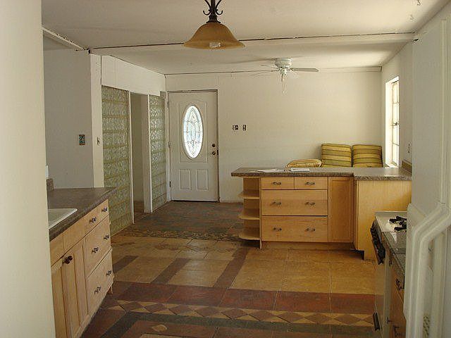 2nd image of 3317 N El Tovar Ave