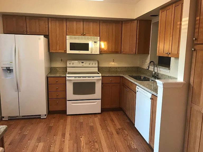 8014 Brightlight Pl — Photo 2