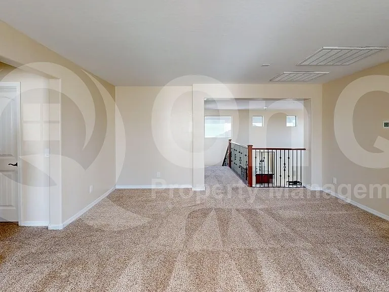 8943 W Marshall Ave — Photo 8