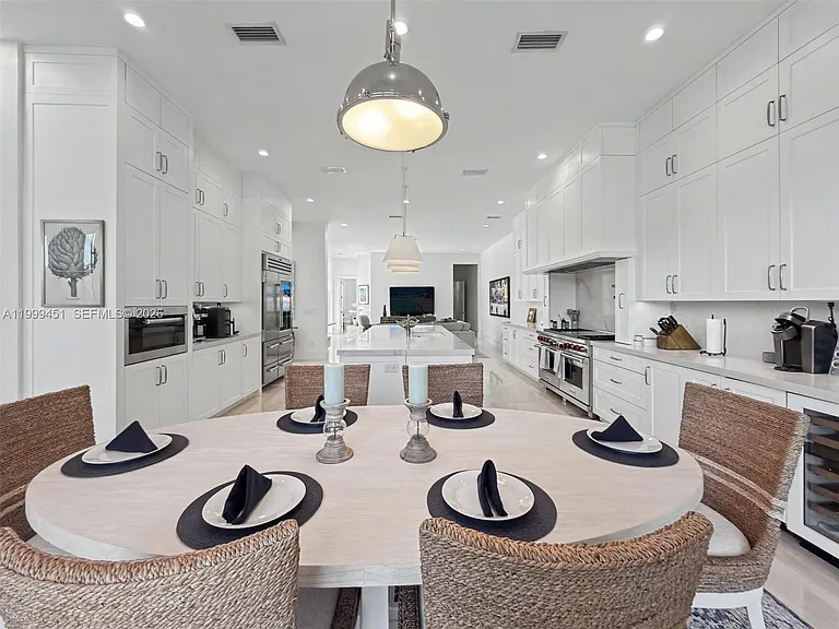 13689 Deering Bay Dr — Photo 22