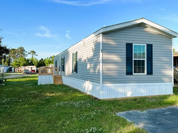 1200 N 20th St, Morehead City, NC 28557
