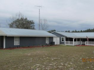 5760 Tiffany Ln, Melrose, FL 32666