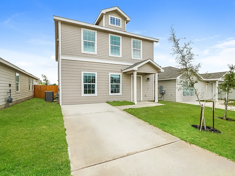 4126 Southton Tarn — Photo 3
