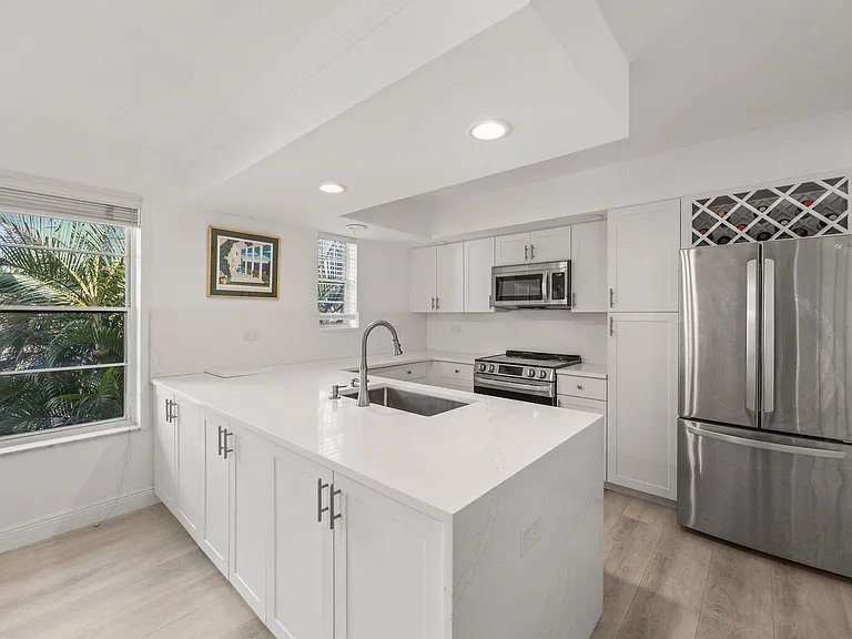 664 Forsyth St #6 — Photo 5