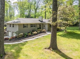 1008 Forest Hill Dr, Greensboro, NC 27410
