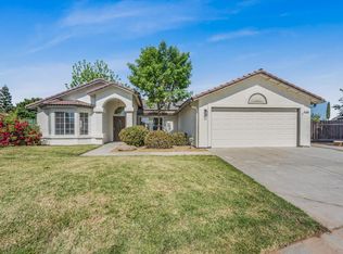418 Santa Clara St, Madera, CA 93637