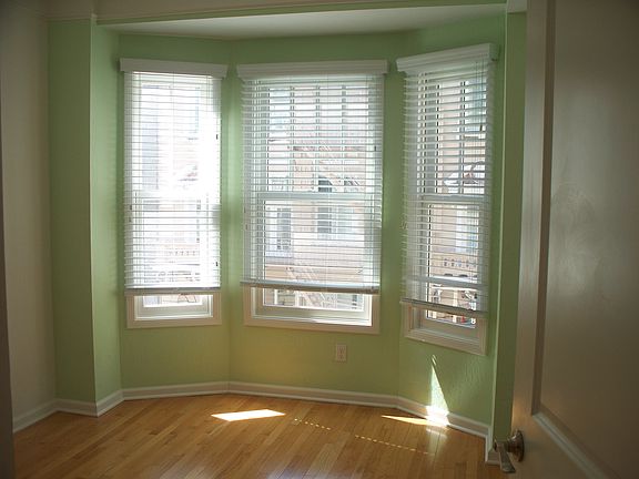 4th image of 830 Hyde St APT 4